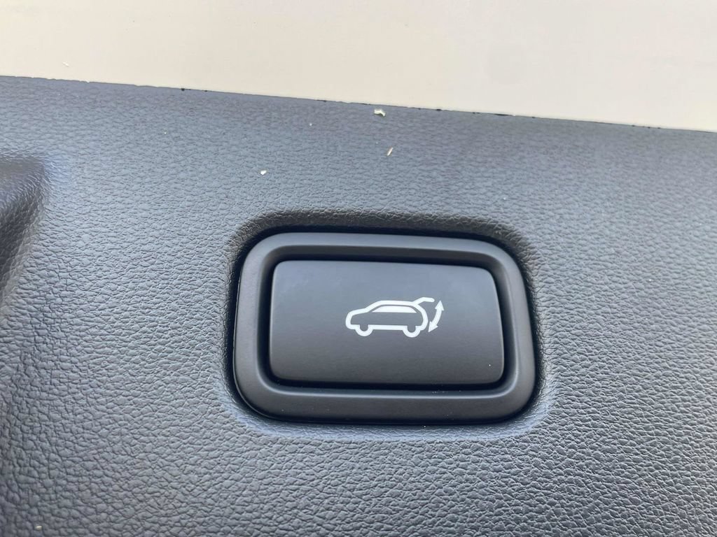 Used 2026 Hyundai Tucson SEL Plus FWD image 28