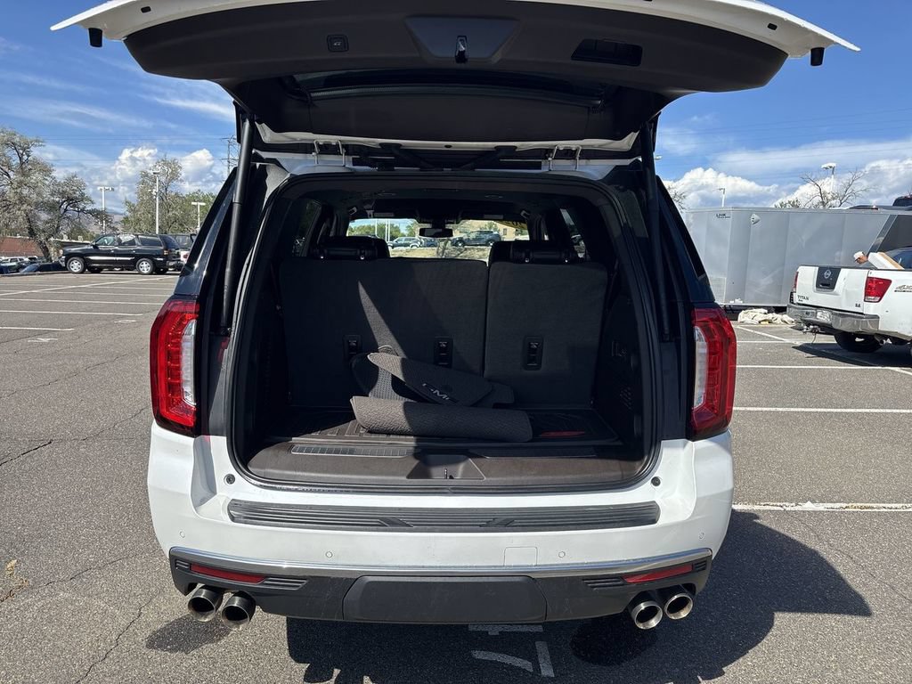 Used 2022 GMC Yukon Denali AWD/4WD image 30