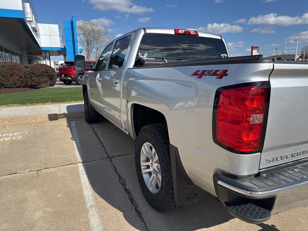 Used 2018 Chevrolet Silverado 1500 LT w/ All Star Edition AWD/4WD image 4