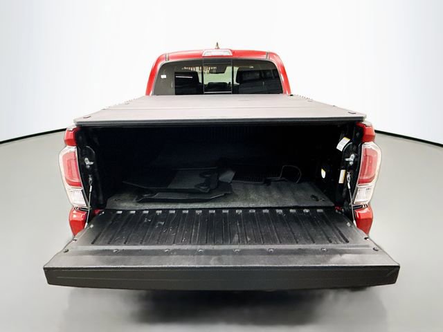 Used 2022 Toyota Tacoma TRD Sport AWD/4WD image 23