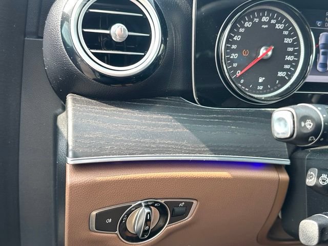 Certified 2017 Mercedes-Benz E 300 4MATIC image 22