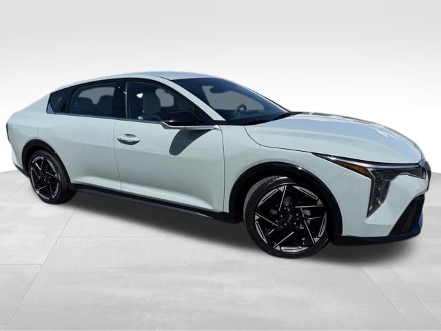New 2026 Kia K4 GT-Line FWD image 1