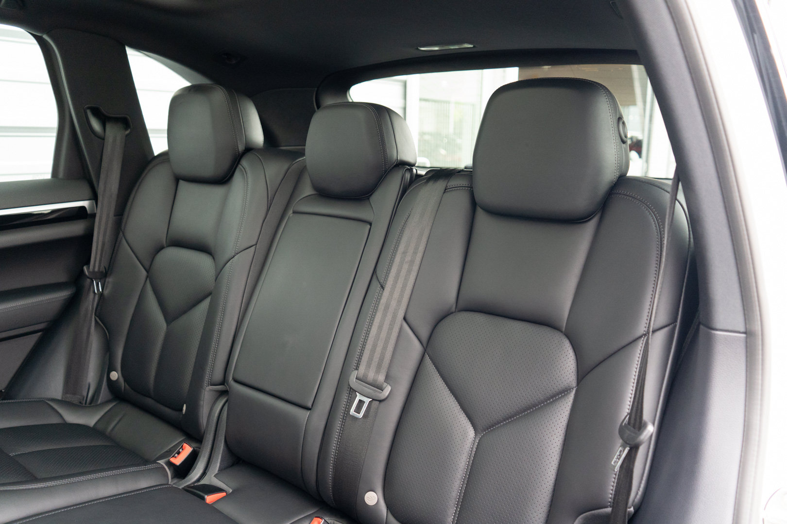 Used 2018 Porsche Cayenne S AWD/4WD image 27