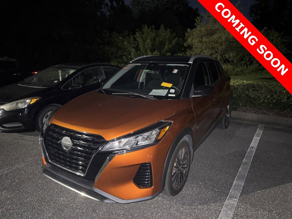 Used 2021 Nissan Kicks SV