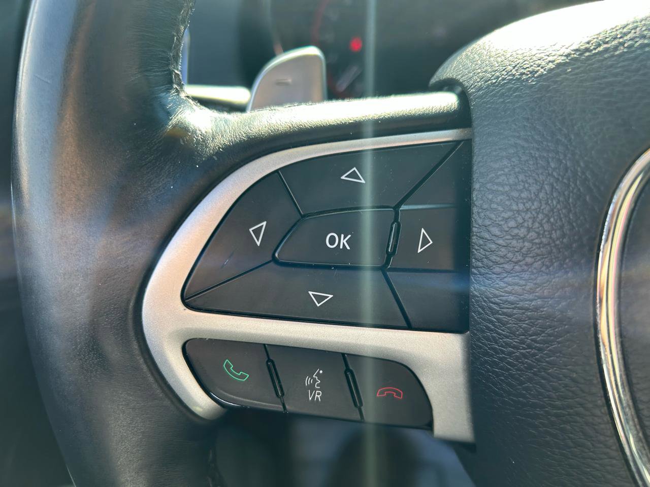 Used 2015 Dodge Durango Limited w/ Nav & Power Liftgate Group AWD/4WD image 18
