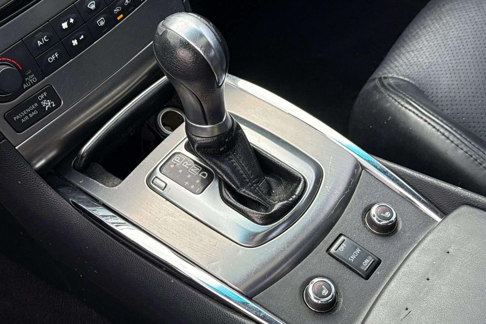Used 2012 INFINITI G37 x Sedan w/ Premium Pkg AWD/4WD image 17
