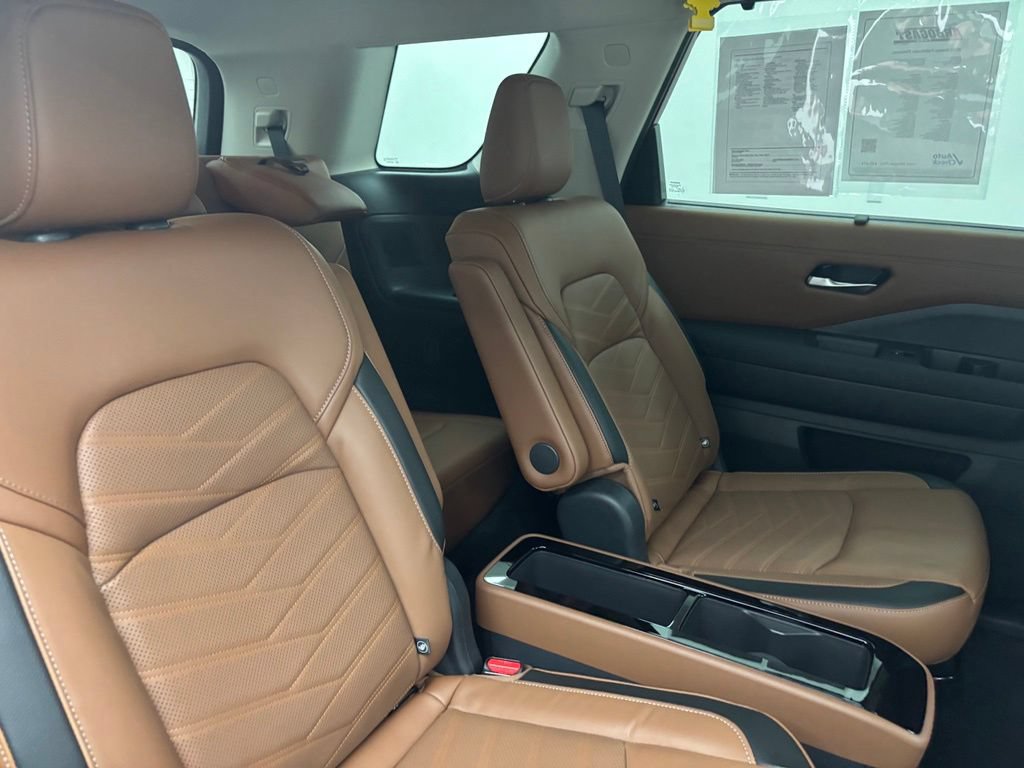 Used 2023 Nissan Pathfinder Platinum AWD/4WD image 47