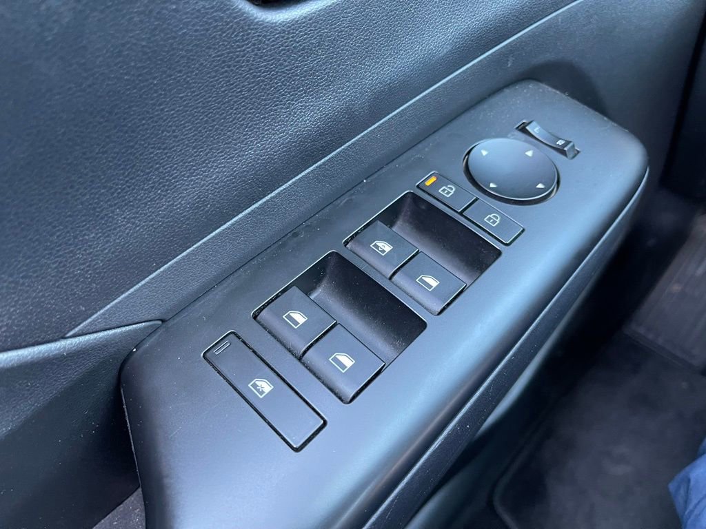 Used 2024 Hyundai Kona SEL image 19