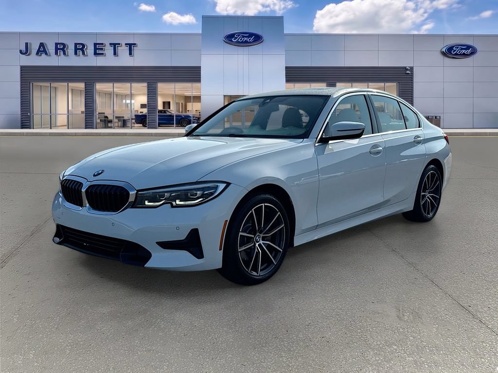 Used 2022 BMW 330i Sedan w/ Premium Package RWD image 3