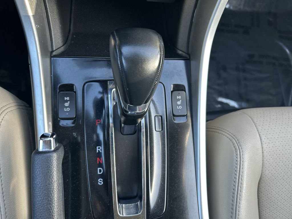Used 2017 Honda Accord Touring image 20