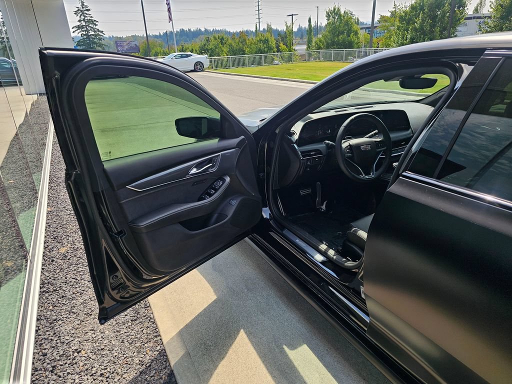 Certified 2026 Cadillac CT5 V Blackwing w/ Super Cruise 1 Package RWD image 18