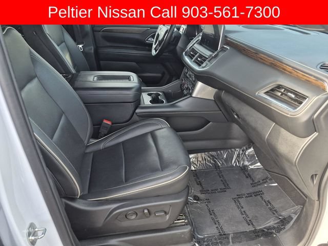 Used 2024 Chevrolet Suburban Premier RWD image 12