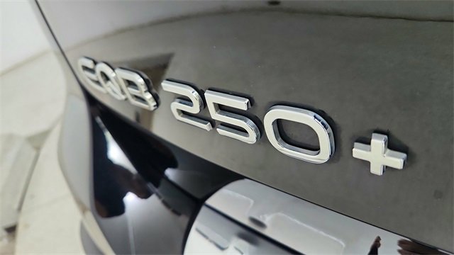 Used 2024 Mercedes-Benz EQB 250+ image 17