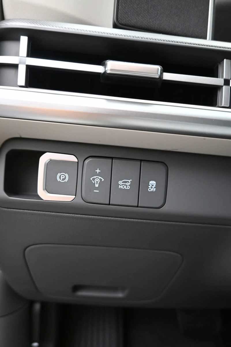 New 2026 Hyundai Santa Fe SE AWD/4WD image 21