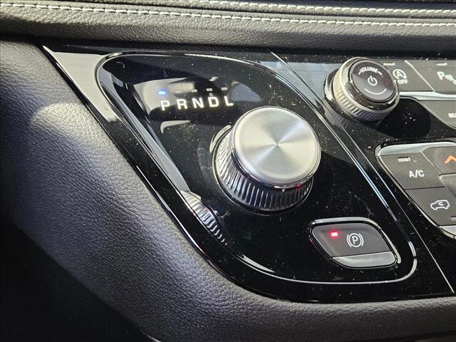New 2026 Chrysler Pacifica Select w/ S Appearance Package FWD image 15
