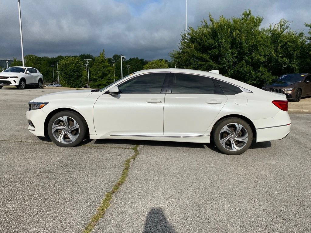Used 2018 Honda Accord EX image 4