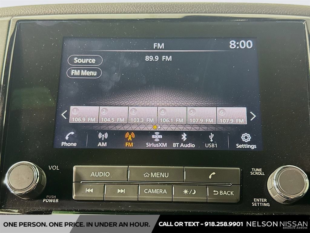 Used 2024 Nissan Titan SV image 14