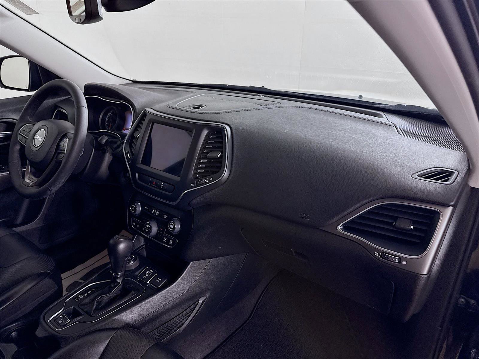 Used 2022 Jeep Cherokee Latitude Lux image 27