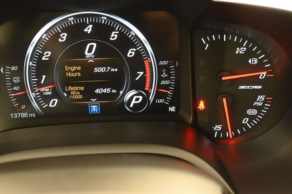 Used 2019 Chevrolet Corvette Z06 RWD image 11