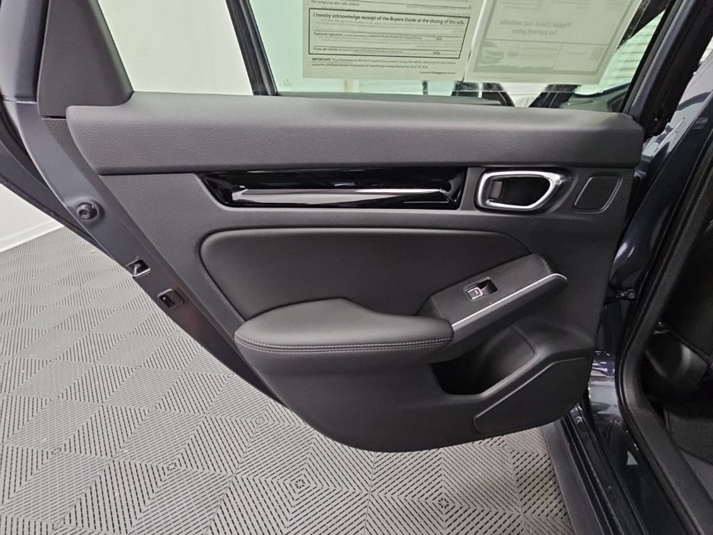 Used 2025 Honda Civic Sport Touring image 33