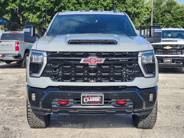 Certified 2025 Chevrolet Silverado 2500 ZR2 w/ Technology Package AWD/4WD image 2