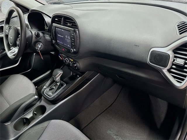 Used 2024 Kia Soul LX w/ Option Group 015 image 30