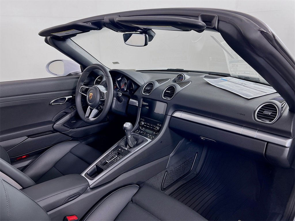 New 2025 Porsche 718 Boxster S image 24
