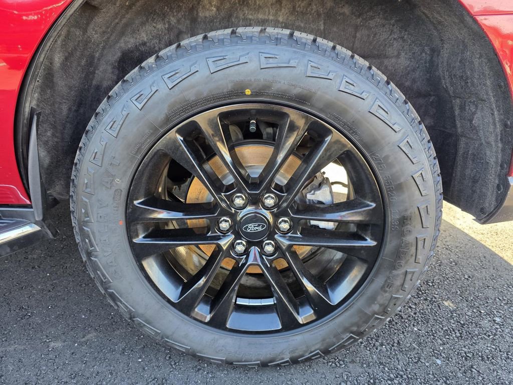 Used 2022 Ford Expedition XLT image 10