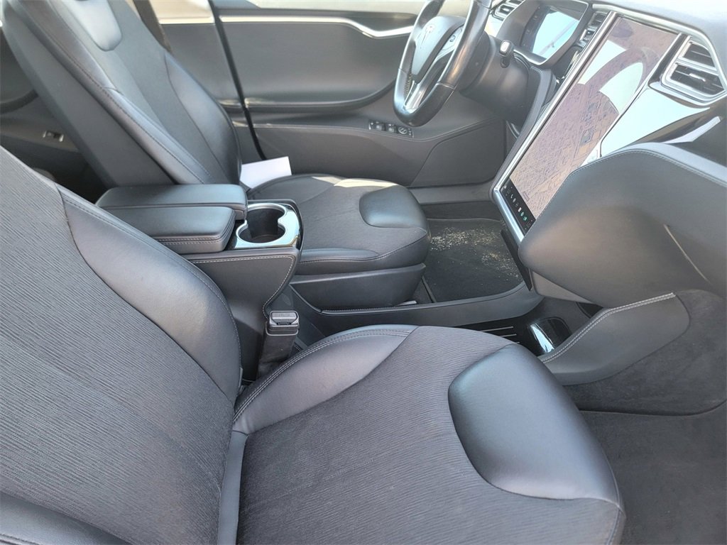 Used 2015 Tesla Model S image 21