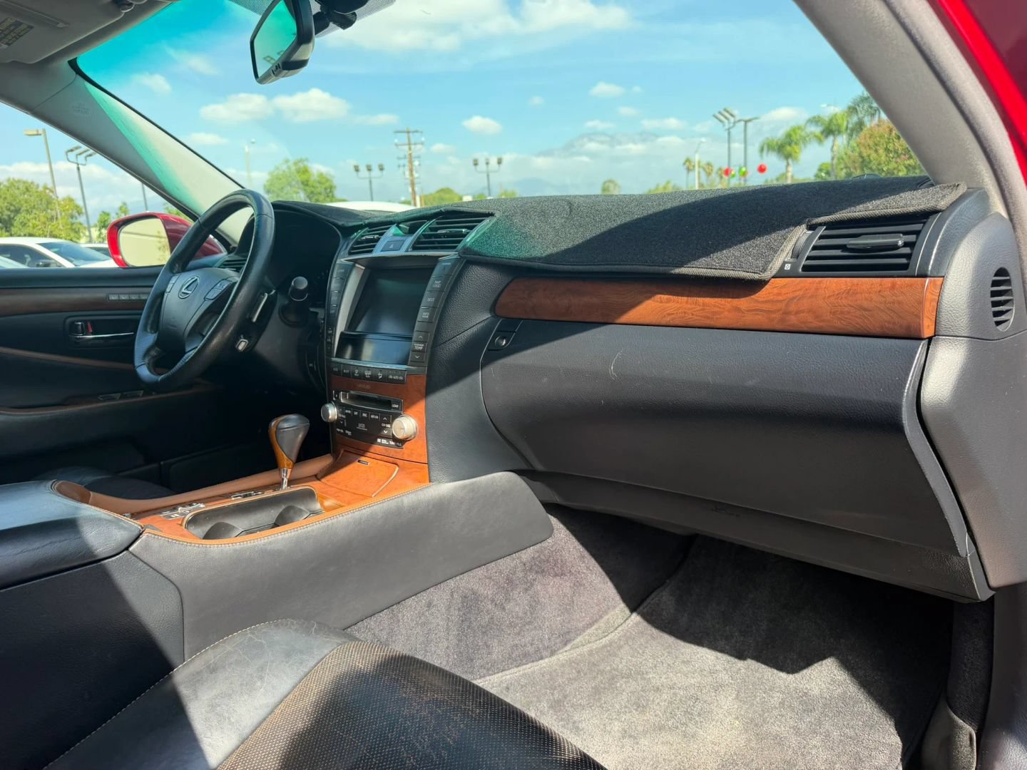 Used 2010 Lexus LS 460 RWD image 34