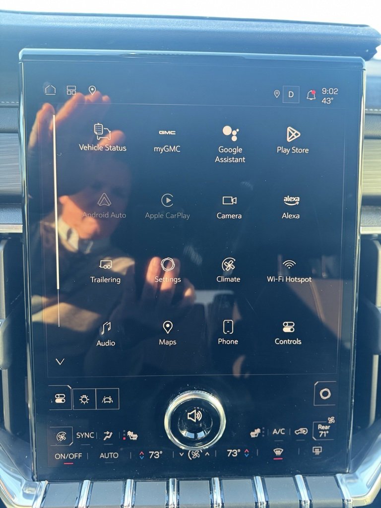 Used 2025 GMC Acadia Elevation image 11