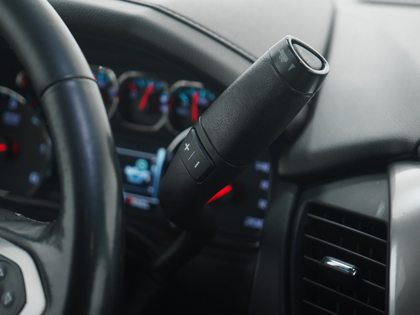Used 2019 Chevrolet Tahoe Premier image 20