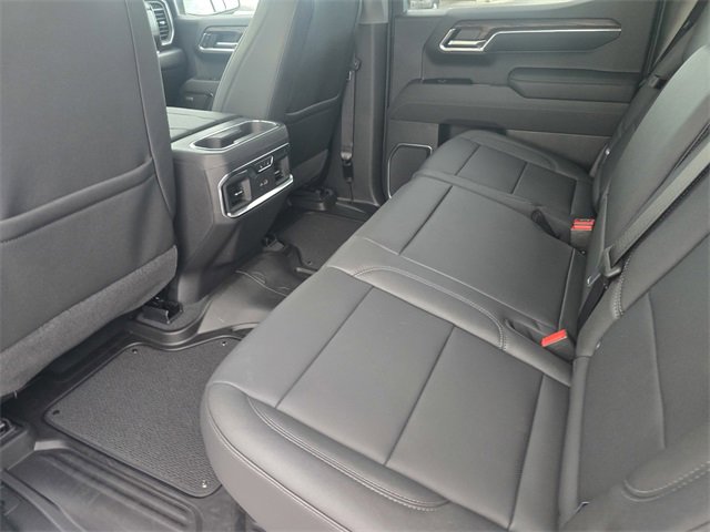 New 2026 GMC Sierra 1500 SLT image 10