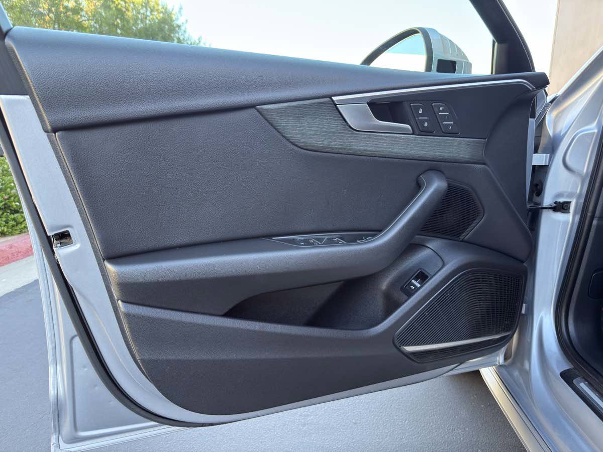 Used 2018 Audi A4 2.0T allroad Premium Plus image 34