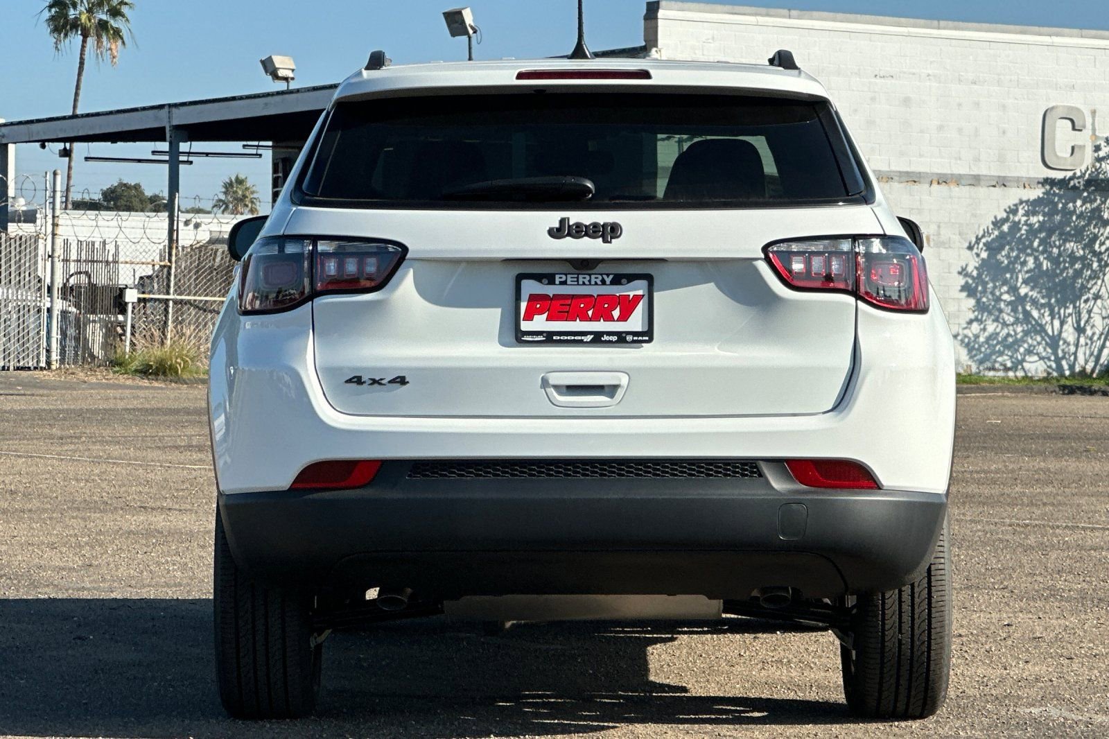 New 2026 Jeep Compass Latitude AWD/4WD image 5