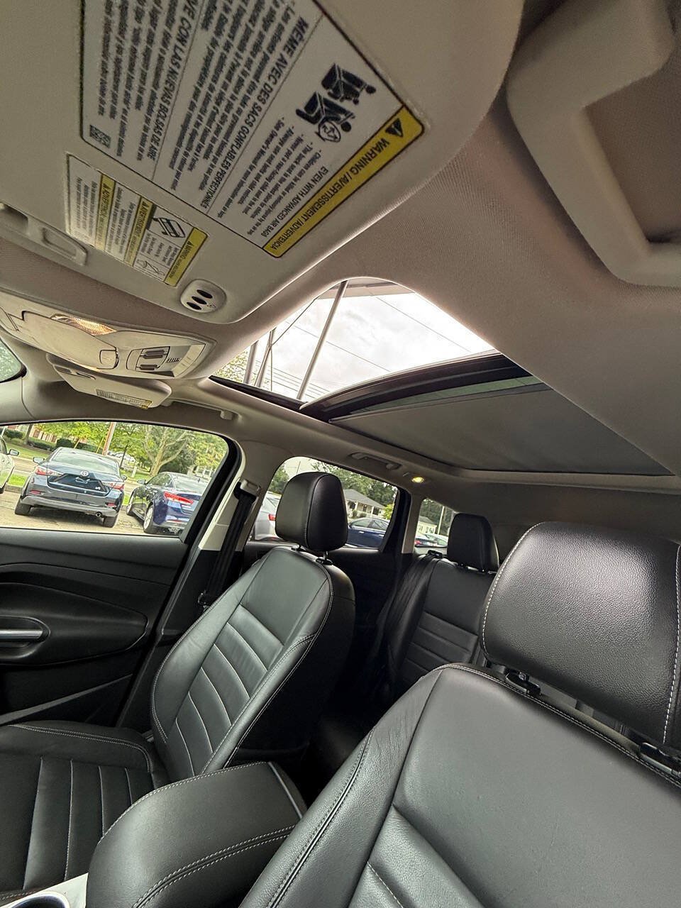 Used 2016 Ford Escape Titanium AWD/4WD image 22