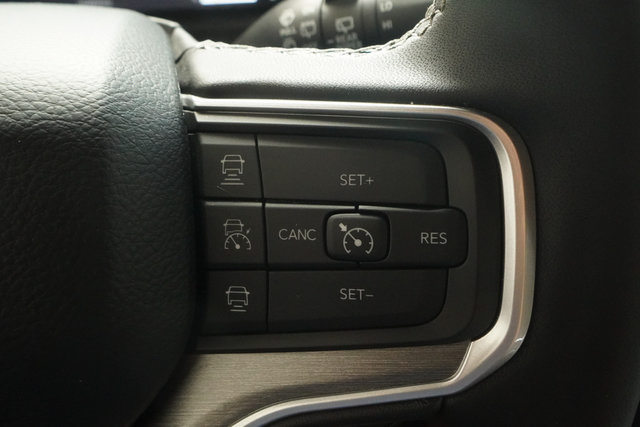 Used 2025 Jeep Wagoneer Series II w/ Convenience Group I RWD image 25