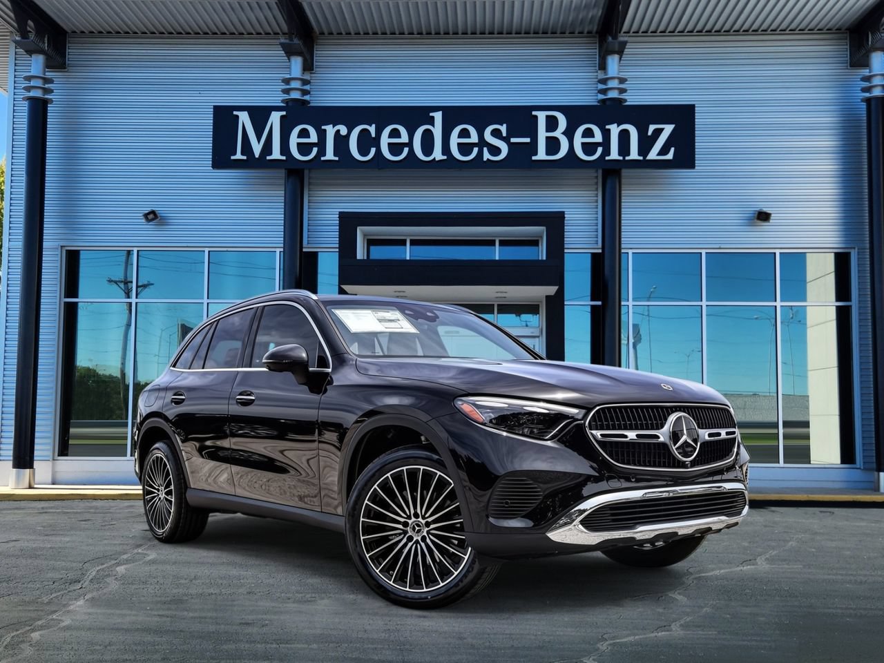 New 2026 Mercedes-Benz GLC 300 4MATIC