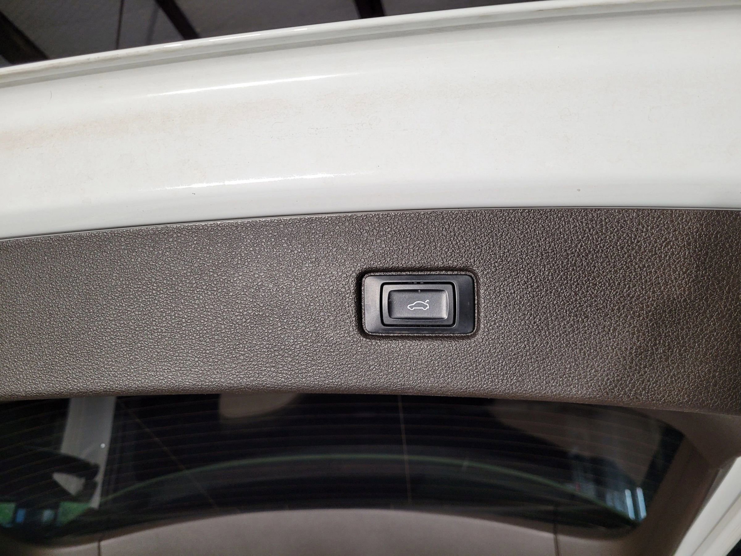 Used 2017 Audi Q7 3.0T Premium image 13