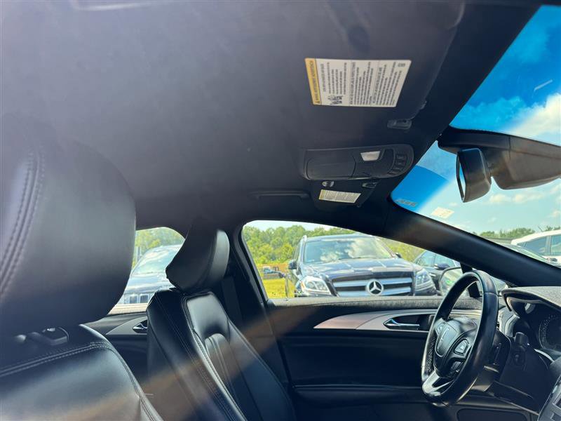 Used 2020 Lincoln MKZ FWD image 13