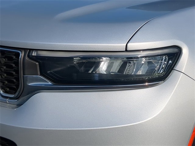 Used 2022 Jeep Grand Cherokee L Laredo w/ Luxury Tech Group I image 9