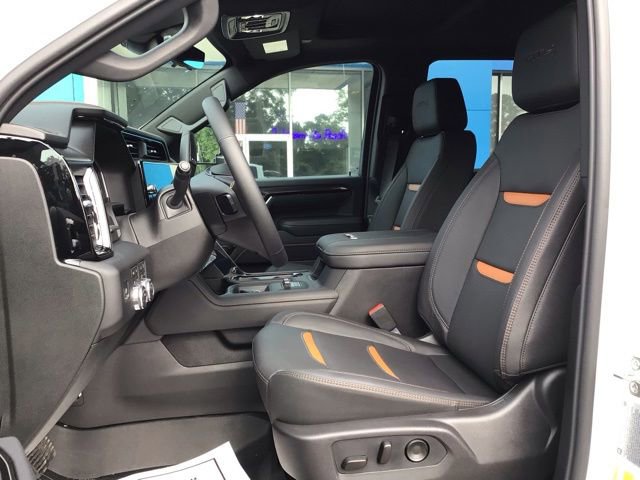 New 2026 GMC Sierra 2500 AT4 w/ AT4 Premium Plus Package AWD/4WD image 11