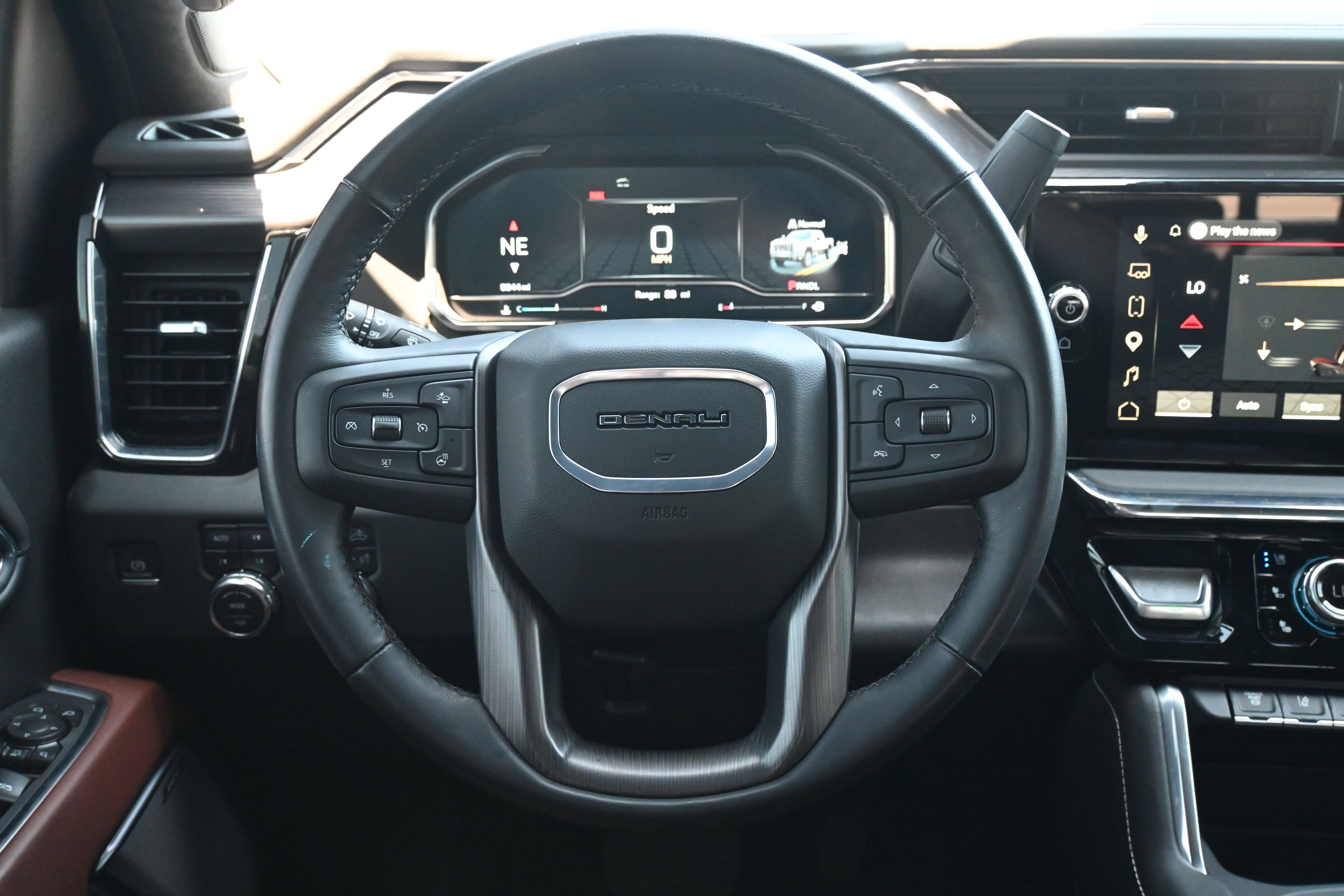 Used 2025 GMC Sierra 2500 Denali Ultimate w/ Max Trailering Package image 20