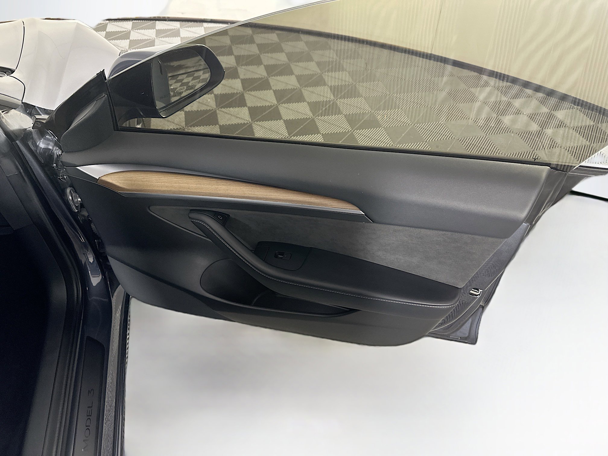 Used 2022 Tesla Model 3 Long Range AWD/4WD image 31
