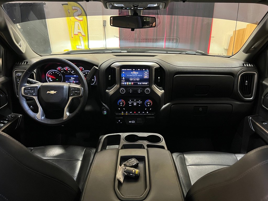 Used 2020 Chevrolet Silverado 1500 LT w/ All-Star Edition image 16