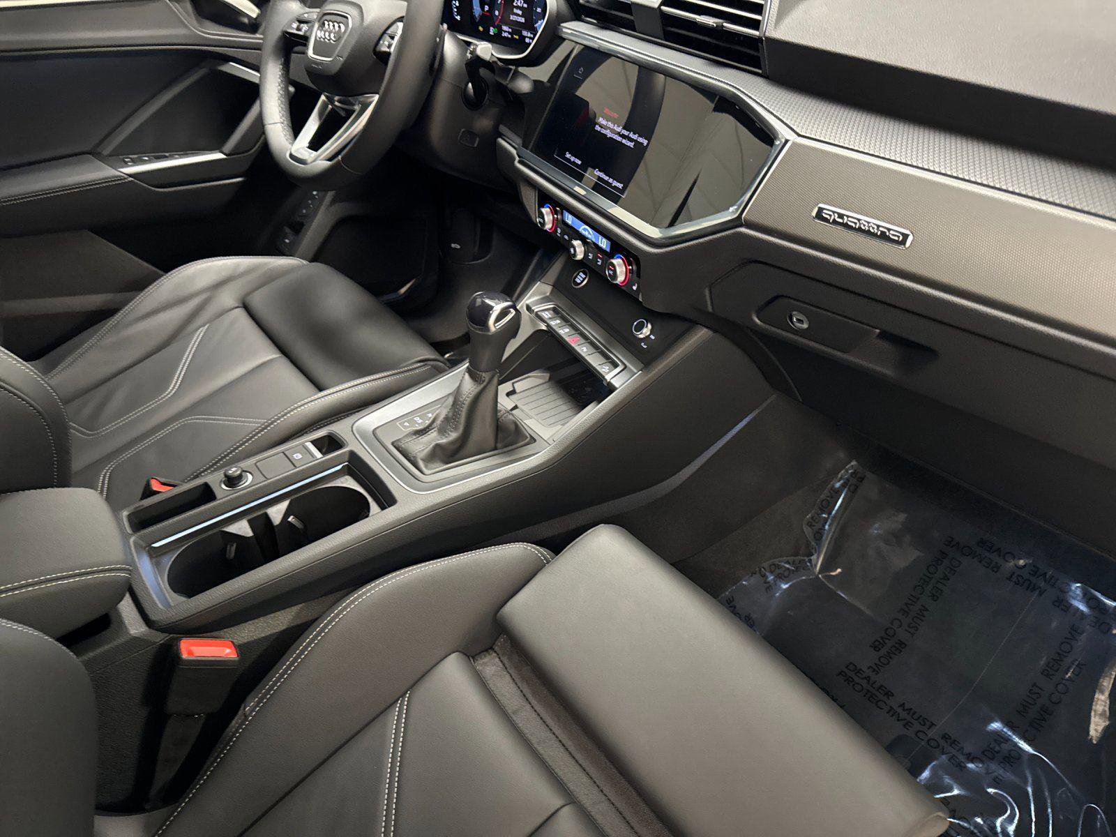 Certified 2025 Audi Q3 2.0T Premium w/ Convenience Package image 16