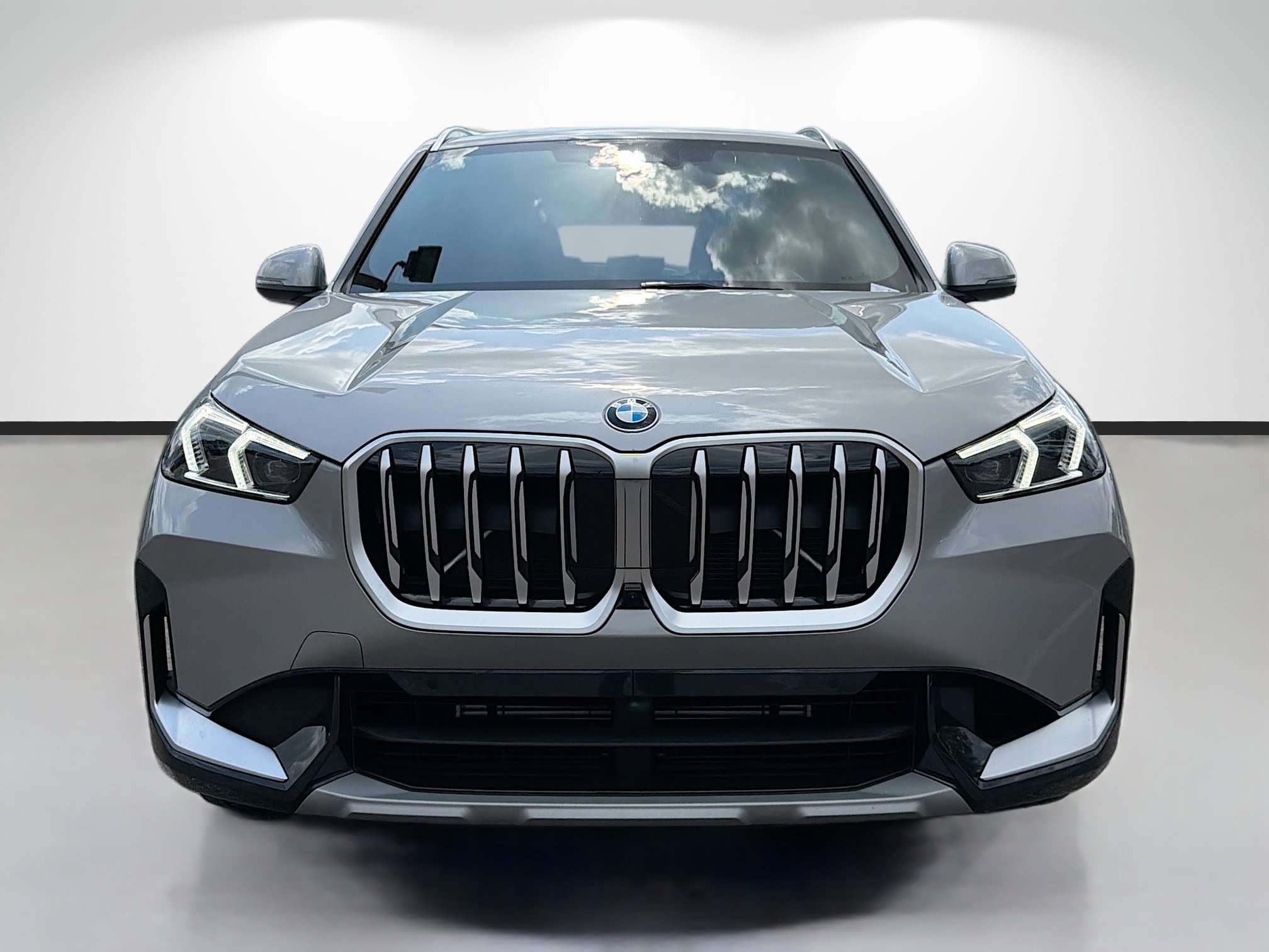 Used 2026 BMW X1 xDrive28i image 8