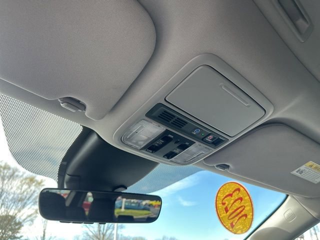 Used 2023 Honda Odyssey Touring image 29