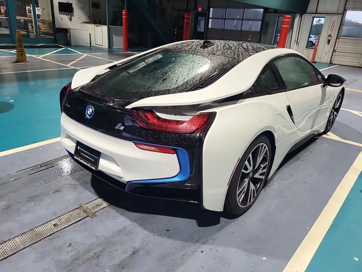 Used 2016 BMW i8 AWD/4WD image 5
