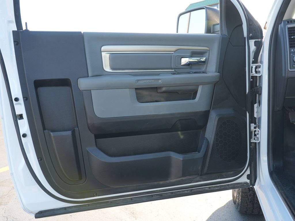 Used 2017 RAM 1500 Tradesman w/ Power & Remote Entry Group AWD/4WD image 14